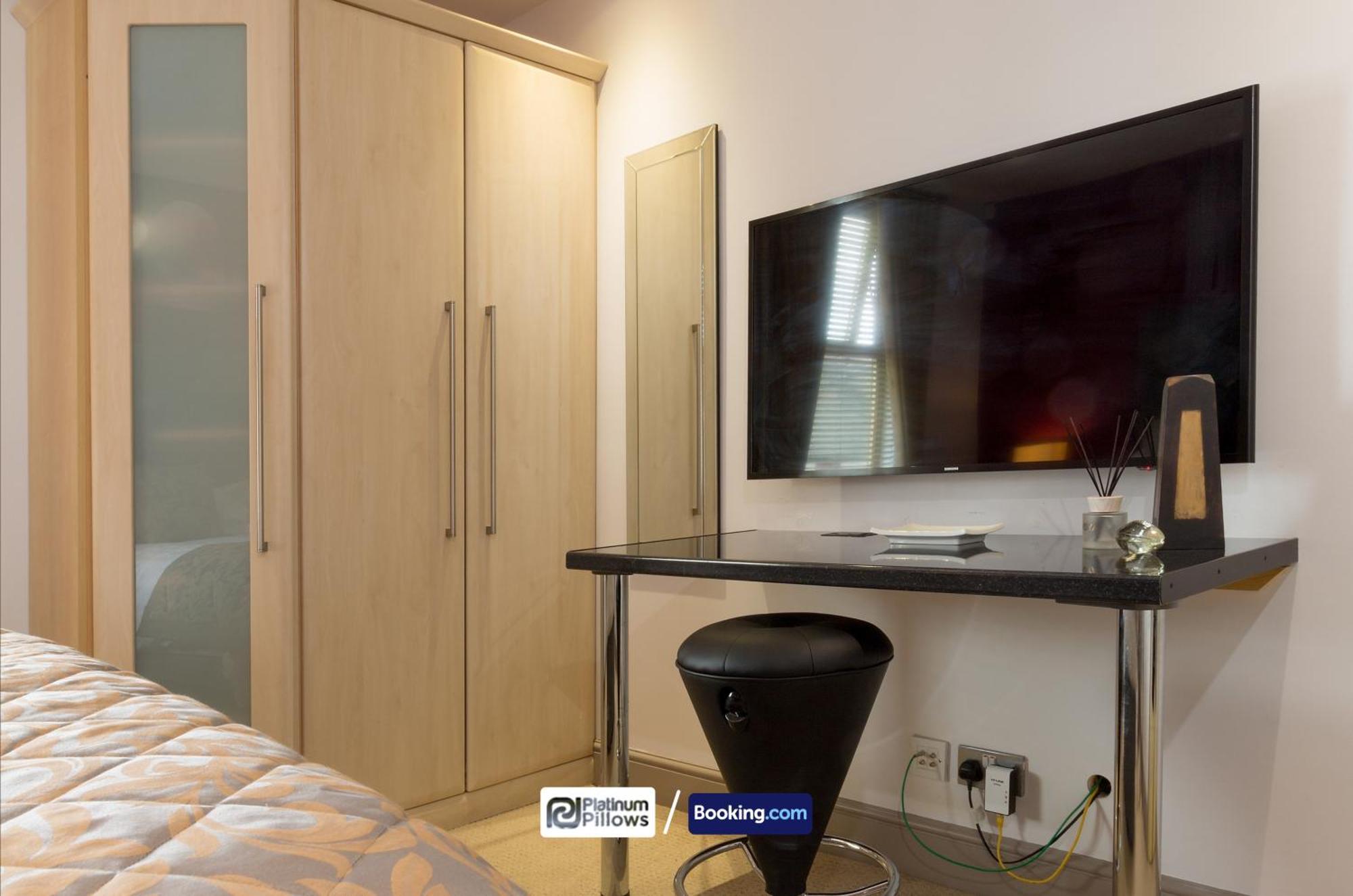 Modern Oxford 4 Bedroom Apartment, Contractor Accommodation, Walkable Into City Centre, Weekly & Monthly Deals Luaran gambar