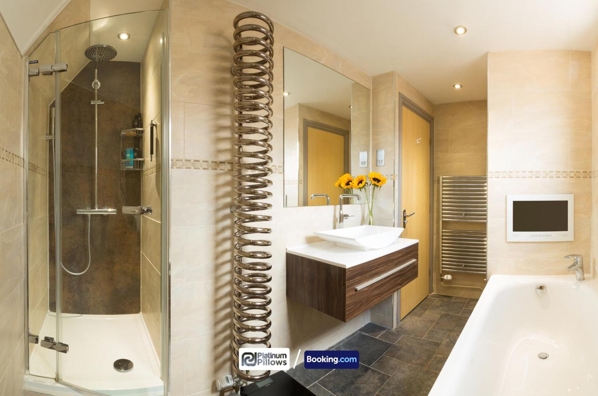 Modern Oxford 4 Bedroom Apartment, Contractor Accommodation, Walkable Into City Centre, Weekly & Monthly Deals Luaran gambar