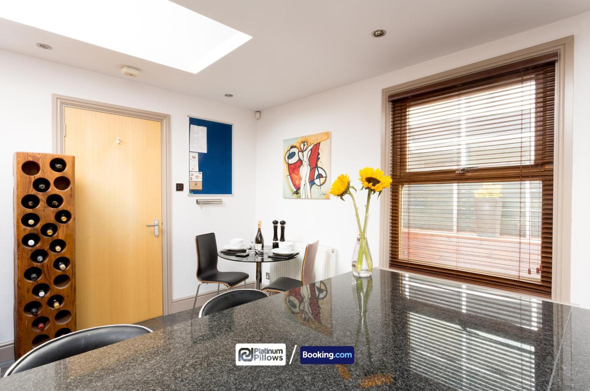 Modern Oxford 4 Bedroom Apartment, Contractor Accommodation, Walkable Into City Centre, Weekly & Monthly Deals Luaran gambar